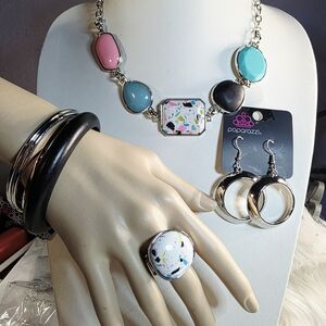 Paparazzi Multicolor Stone Necklace Set